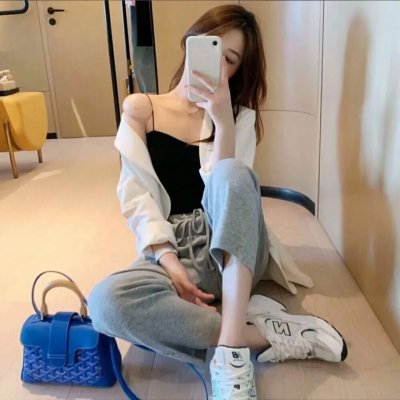 男人与婴儿